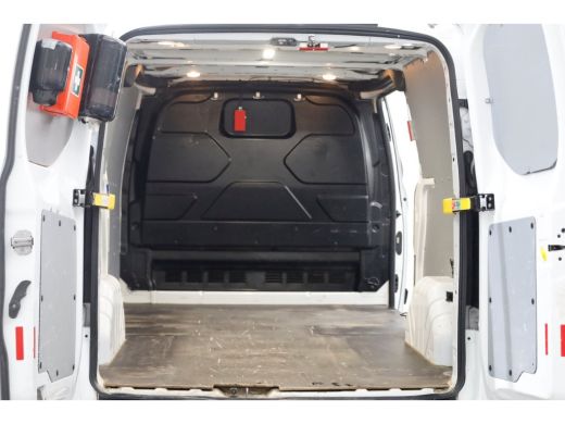 Ford Transit Custom 2.0 TDCI 130pk E6 L2H1 Trend Navi/Camera/Trekhaak 2800kg 09-2019 ActivLease financial lease