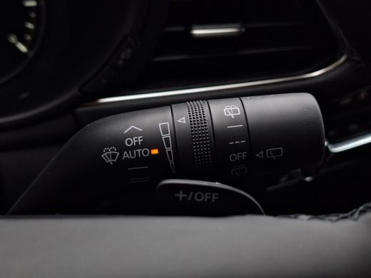 Mazda 3 2.5 e-SkyActiv-G M Hybrid 140 Takumi | Automaat | Elektrische verstelbare stoelen met geheugen | ... ActivLease financial lease