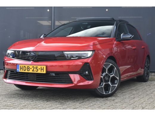 Opel Astra Opel 1.2 Turbo Hybrid Ultimate DEMO-DEAL! | Schuif-/Kanteldak | Alcantara | 360 Camera | Adaptive... Opel Astra Opel 1.2 Turbo Hybrid Ultimate DEMO-DEAL! | Schuif-/Kanteldak | Alcantara | 360 Camera | Adaptive...