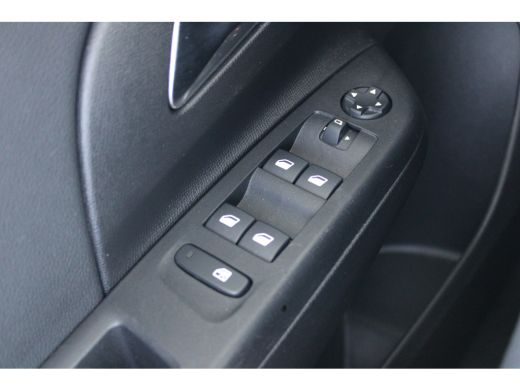 Opel Corsa 1.2 Level 3 | LED koplampen | Lichtmetalen velgen 16" ActivLease financial lease