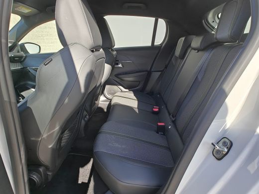 Peugeot 208 Peugeot 1.2 PureTech GT | Achteruitrijcamera | Apple Carplay/Android Auto|telefoonintegratie prem... ActivLease financial lease