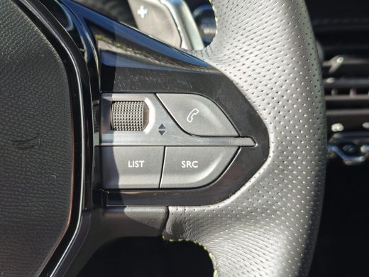Peugeot 208 Peugeot 1.2 PureTech GT | Achteruitrijcamera | Apple Carplay/Android Auto|telefoonintegratie prem... ActivLease financial lease