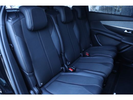 Peugeot 5008 Peugeot 1.2 Hybrid GT | 7-zits | Pano | Blackpack | Focal | Stoelverwarming | ACC | Camera | Navi... ActivLease financial lease