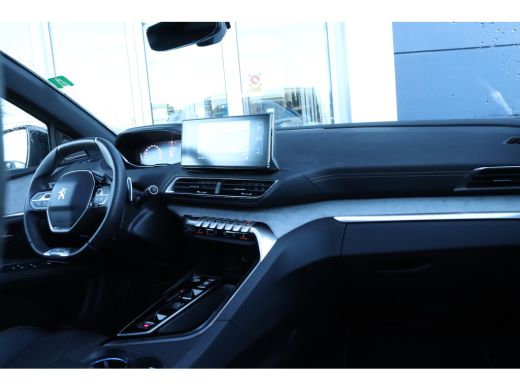 Peugeot 5008 Peugeot 1.2 Hybrid GT | 7-zits | Pano | Blackpack | Focal | Stoelverwarming | ACC | Camera | Navi... ActivLease financial lease