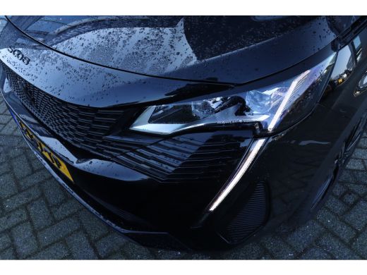 Peugeot 5008 Peugeot 1.2 Hybrid GT | 7-zits | Pano | Blackpack | Focal | Stoelverwarming | ACC | Camera | Navi... ActivLease financial lease