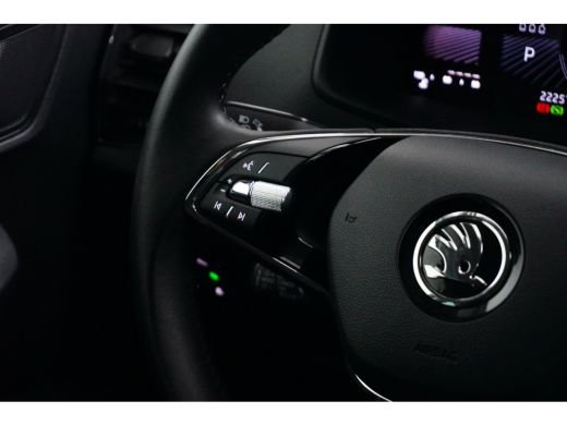 Skoda Karoq 1.5 TSI 150PK DSG-7 Business Edition | NAVI BY APP | CAMERA | ADAPT. CRUISE ActivLease financial lease