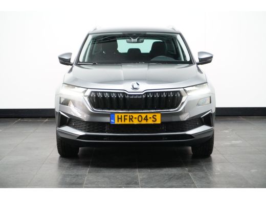 Skoda Karoq 1.5 TSI 150PK DSG-7 Business Edition | NAVI BY APP | CAMERA | ADAPT. CRUISE ActivLease financial lease