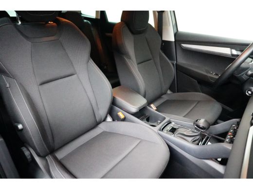 Skoda Karoq 1.5 TSI 150PK DSG-7 Business Edition | NAVI BY APP | CAMERA | ADAPT. CRUISE ActivLease financial lease