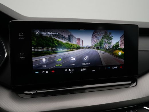 Skoda Octavia Combi 1.0 TSI 110pk Business Edition Navigatie Trekhaak Virtual Cockpit Acc Pdc 134 ActivLease financial lease