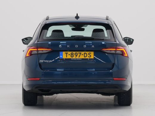 Skoda Octavia Combi 1.0 TSI 110pk Business Edition Navigatie Trekhaak Virtual Cockpit Acc Pdc 134 ActivLease financial lease