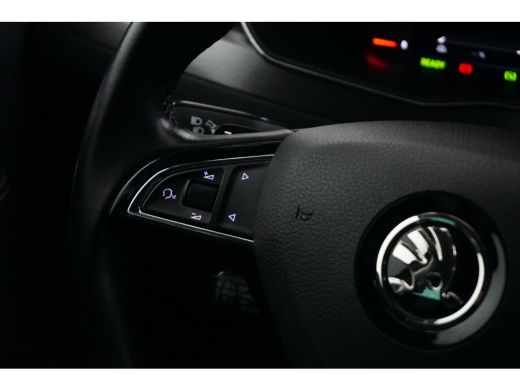 Skoda Superb 1.4 TSI 218PK DSG-6 iV Business Edition | NAVIGATIE | AUTO A. KLEP | CAMERA ActivLease financial lease
