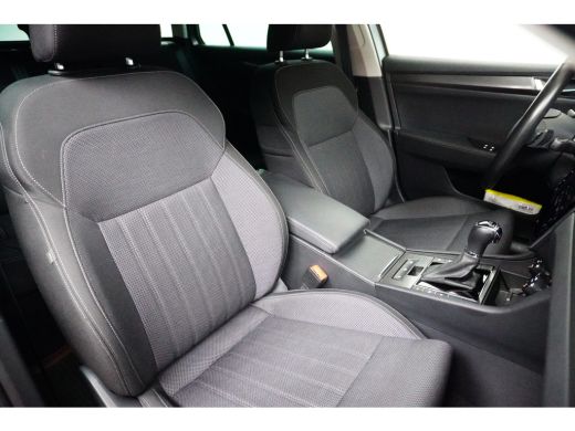 Skoda Superb 1.4 TSI 218PK DSG-6 iV Business Edition | NAVIGATIE | AUTO A. KLEP | CAMERA ActivLease financial lease
