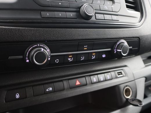 Toyota ProAce Worker 2.0 D-4D 122 PK COOL COMFORT + CAMERA / AIRCO / TREKHAAK / CRUISE CONTROL ActivLease financial lease