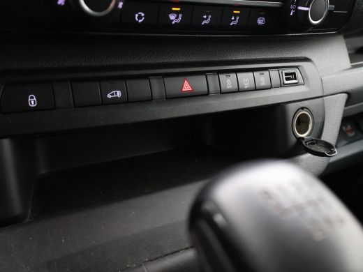 Toyota ProAce Worker 2.0 D-4D 122 PK COOL COMFORT + CAMERA / AIRCO / TREKHAAK / CRUISE CONTROL ActivLease financial lease