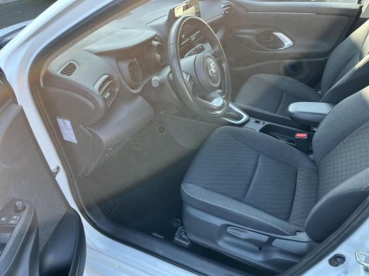 Toyota Yaris 1.5 Hybrid Dynamic | Apple CarPlay/Android auto | Achteruitrijcamera ActivLease financial lease