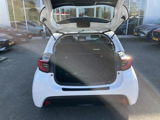 Toyota Yaris 1.5 Hybrid Dynamic | Apple CarPlay/Android auto | Achteruitrijcamera ActivLease financial lease