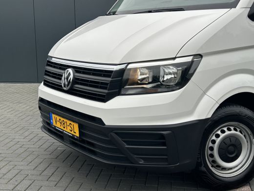 Volkswagen Crafter 35 2.0 TDI 141 PK / L3H3 / 1e EIGENAAR / AIRCO / CRUISE CONTROL / 3.000 KG AHG / BIJRIJDERSBANK ActivLease financial lease