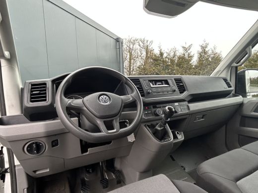 Volkswagen Crafter 35 2.0 TDI 141 PK / L3H3 / 1e EIGENAAR / AIRCO / CRUISE CONTROL / 3.000 KG AHG / BIJRIJDERSBANK ActivLease financial lease