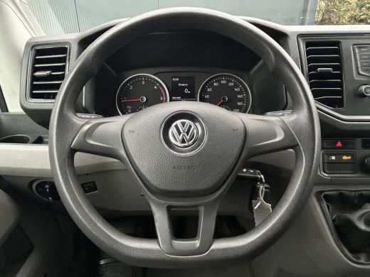 Volkswagen Crafter 35 2.0 TDI 141 PK / L3H3 / 1e EIGENAAR / AIRCO / CRUISE CONTROL / 3.000 KG AHG / BIJRIJDERSBANK ActivLease financial lease