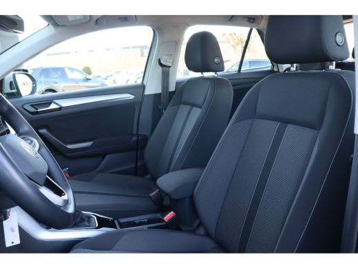 Volkswagen T-Roc 1.5 TSI 150PK 7-DSG Life | Apple Carplay/Android Auto | Parkeersensoren | ActivLease financial lease
