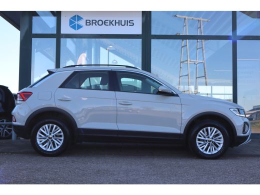 Volkswagen T-Roc 1.5 TSI 150PK 7-DSG Life | Apple Carplay/Android Auto | Parkeersensoren | ActivLease financial lease