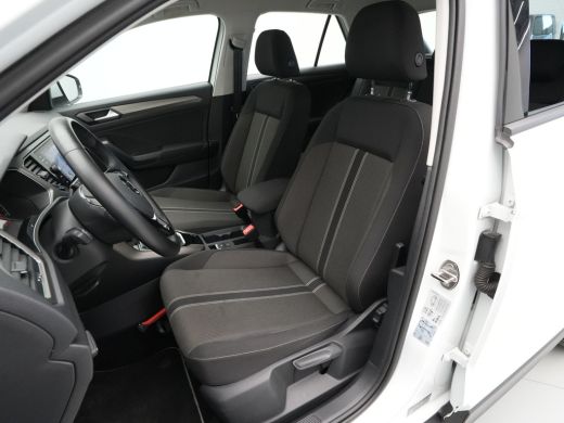 Volkswagen T-Roc 1.5 TSI 150pk DSG Style Navigatie Pdc Stoelverwarming Clima 143 ActivLease financial lease