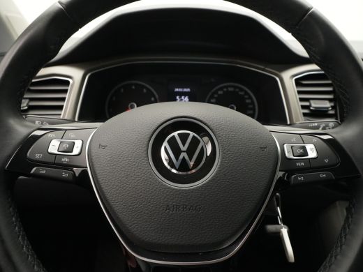 Volkswagen T-Roc 1.5 TSI 150pk DSG Style Navigatie Pdc Stoelverwarming Clima 143 ActivLease financial lease