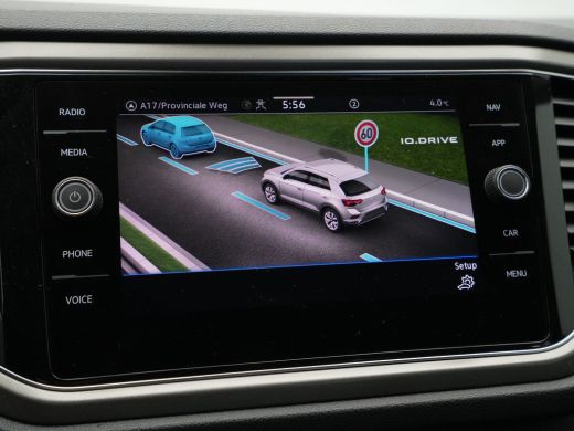 Volkswagen T-Roc 1.5 TSI 150pk DSG Style Navigatie Pdc Stoelverwarming Clima 143 ActivLease financial lease