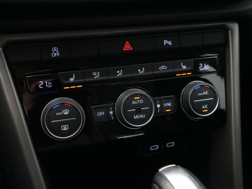 Volkswagen T-Roc 1.5 TSI 150pk DSG Style Navigatie Pdc Stoelverwarming Clima 143 ActivLease financial lease