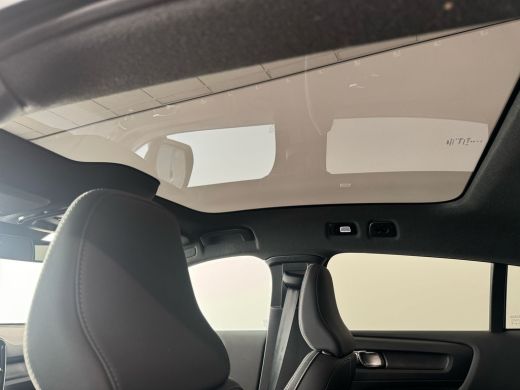 Volvo  C40 Single Motor Plus 69 kWh | Achteruitrijcamera | Apple Carplay/Android Auto|telefoonintegratie pre... ActivLease financial lease