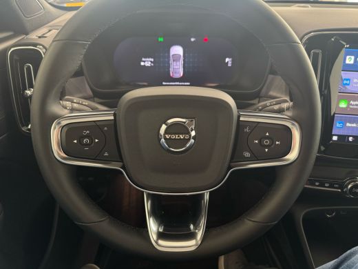 Volvo  C40 Single Motor Plus 69 kWh | Achteruitrijcamera | Apple Carplay/Android Auto|telefoonintegratie pre... ActivLease financial lease