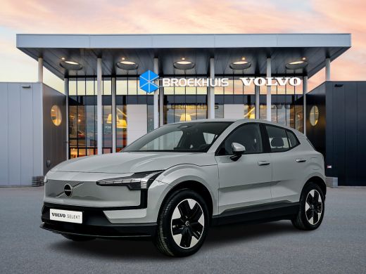 Volvo  EX30 Single Motor Core 51kW | 18" | Stoel/stuurverwarming | Adaptieve cruise | Parkeercamera | Kunstle...