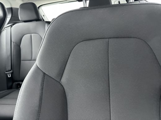 Volvo  XC40 T2 A/T Business Pro | 19" | Panoramadak | Adaptieve cruise | BLIS | Parkeercamera | Keyless | Nav... ActivLease financial lease