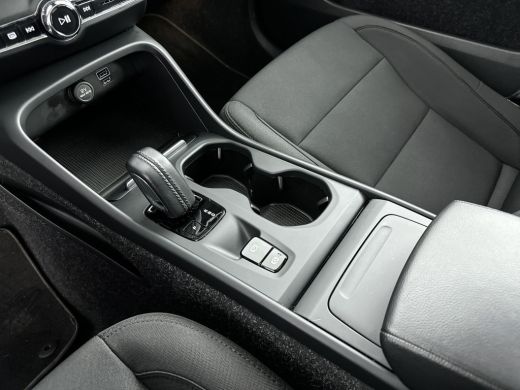 Volvo  XC40 T2 A/T Business Pro | 19" | Panoramadak | Adaptieve cruise | BLIS | Parkeercamera | Keyless | Nav... ActivLease financial lease