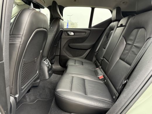 Volvo  XC40 Volvo T4 Plug-in hybrid Plus Dark | Elektrische Voorstoelen | Camera | Leder | DAB | LED ActivLease financial lease