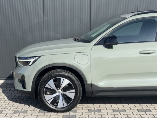 Volvo  XC40 Volvo T4 Plug-in hybrid Plus Dark | Elektrische Voorstoelen | Camera | Leder | DAB | LED ActivLease financial lease