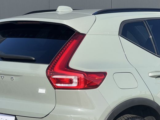 Volvo  XC40 Volvo T4 Plug-in hybrid Plus Dark | Elektrische Voorstoelen | Camera | Leder | DAB | LED ActivLease financial lease