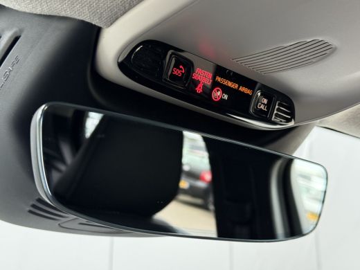 Volvo  XC40 Volvo T4 Plug-in hybrid Plus Dark | Elektrische Voorstoelen | Camera | Leder | DAB | LED ActivLease financial lease