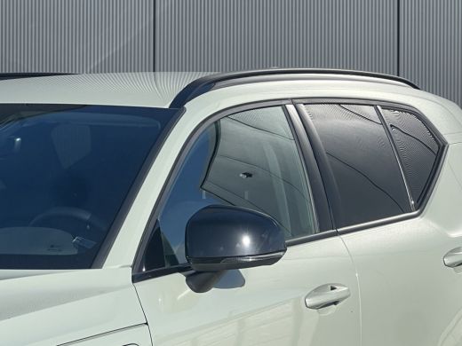 Volvo  XC40 Volvo T4 Plug-in hybrid Plus Dark | Elektrische Voorstoelen | Camera | Leder | DAB | LED ActivLease financial lease