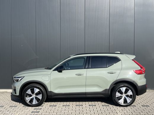 Volvo  XC40 Volvo T4 Plug-in hybrid Plus Dark | Elektrische Voorstoelen | Camera | Leder | DAB | LED ActivLease financial lease