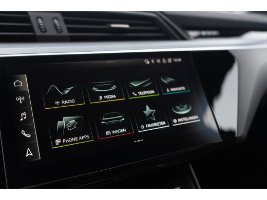 Audi e-tron Sportback 50 Quattro / Standkachel/ Luchtvering/ Adaptive Cruise Control/ Trekhaak/ Panoramadak/ 230kW (313PK) ActivLease financial lease