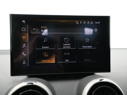 Audi Q2 35 150 pk TFSI S Edition Navigatie Matrix Virtual Cockpit 110 ActivLease financial lease