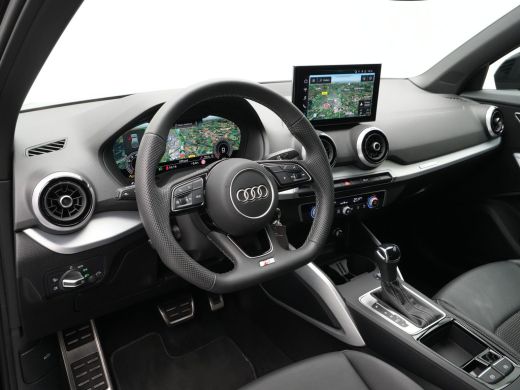 Audi Q2 35 TFSI 150pk S Edition Virtual Cockpit S Line Black 60 ActivLease financial lease