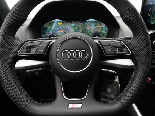 Audi Q2 35 TFSI 150pk S Edition Virtual Cockpit S Line Black 60 ActivLease financial lease
