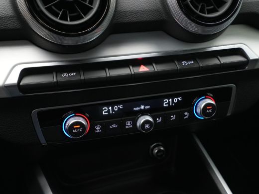 Audi Q2 35 TFSI 150pk S Edition Virtual Cockpit S Line Black 60 ActivLease financial lease
