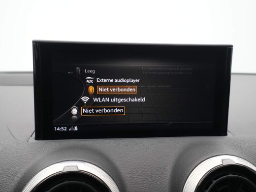 Audi Q2 35 TFSI Advanced edition Panorama Navigatie Pdc Acc 109 ActivLease financial lease