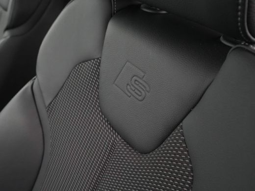 Audi Q2 35 TFSI S Edition S Line Active info display Navigatie 73 ActivLease financial lease