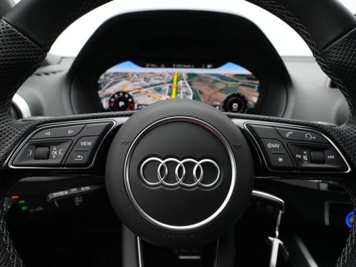 Audi Q2 35 TFSI S Edition Active info display Navigatie 73 ActivLease financial lease