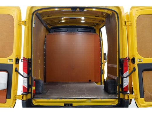 Ford Transit 350 2.0 TDCI 170pk E6 RWD L3H2 Trend Airco/Trekhaak 2800kg 01-2019 ActivLease financial lease