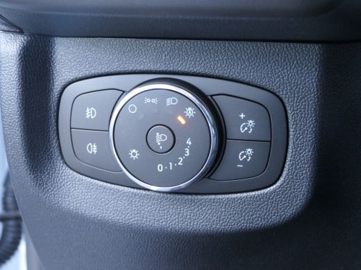 Ford Transit Courier 1.5 EcoBlue Trend | Voorraad! | Camera | Lichtmetalen Velgen | Trekhaak | Cruise Control | Airco ... ActivLease financial lease